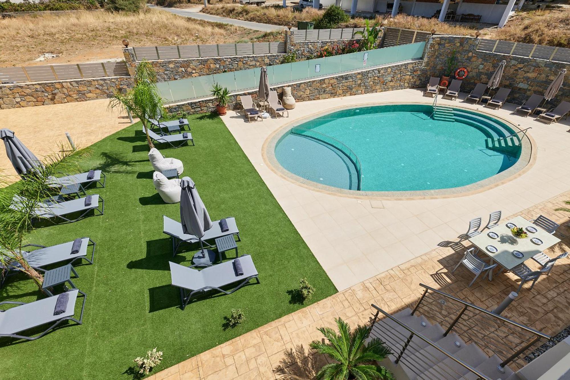 Luxury Suites In Stavromenos ภายนอก รูปภาพ